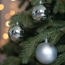 12 Shatterproof Christmas Baubles Silver 7 Cm