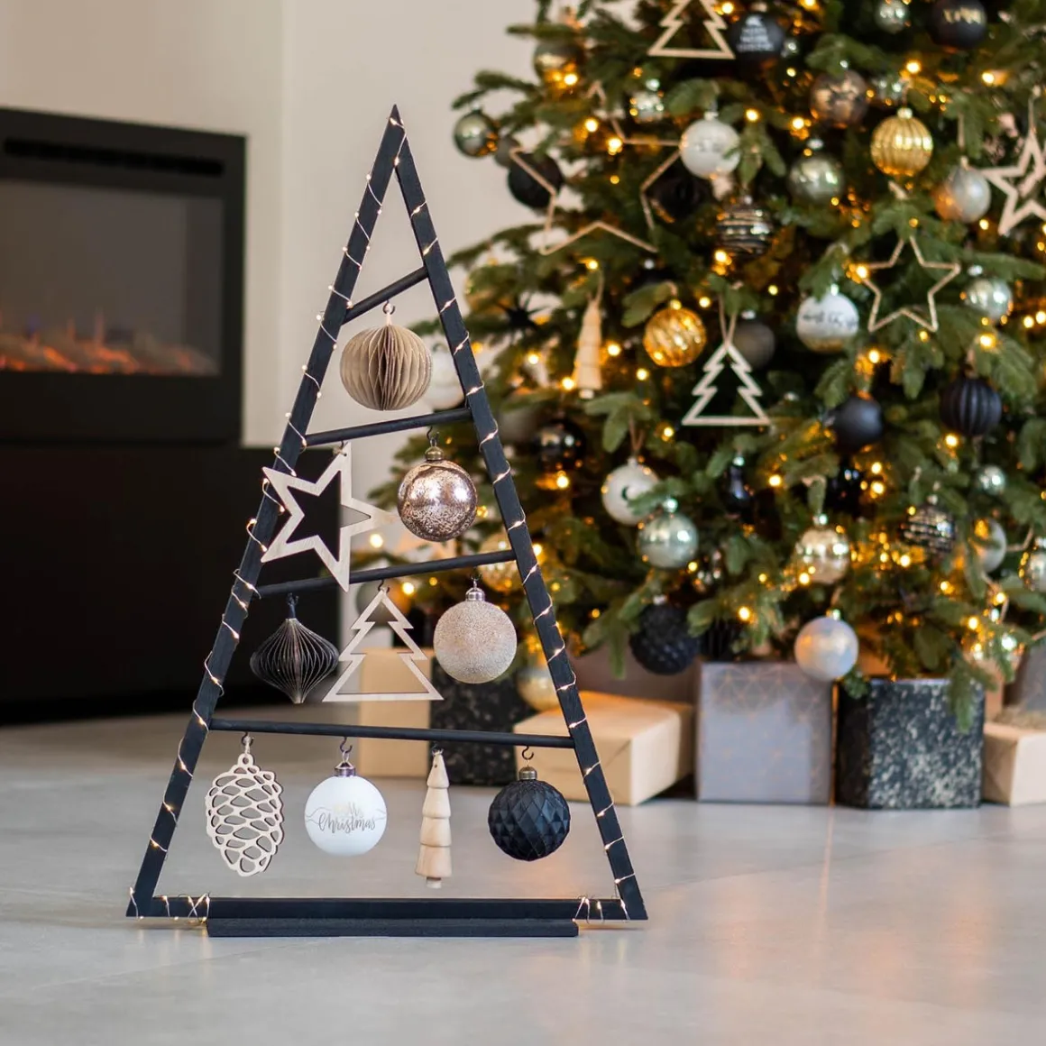 Black Paper Christmas Ornament 8 Cm