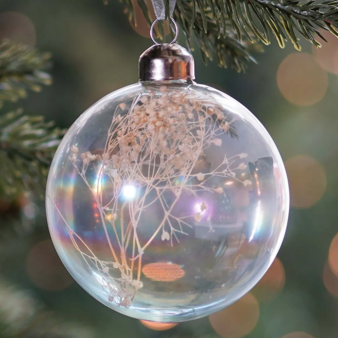 Clear Glass Christmas Bauble With Dry Flowers 8cm