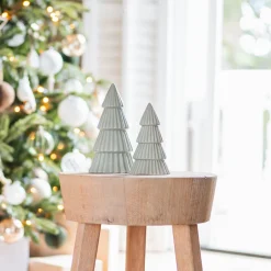 Cottage Green Porcelain Christmas Tree