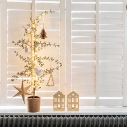 Gold Canal House For Warm Ambiance Lighting