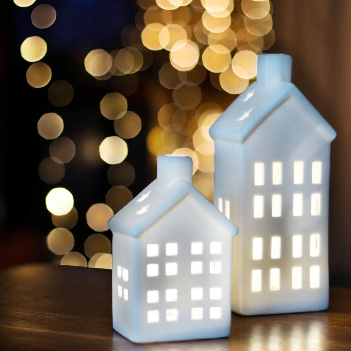 House With LED White 21 Cm Porcelain
