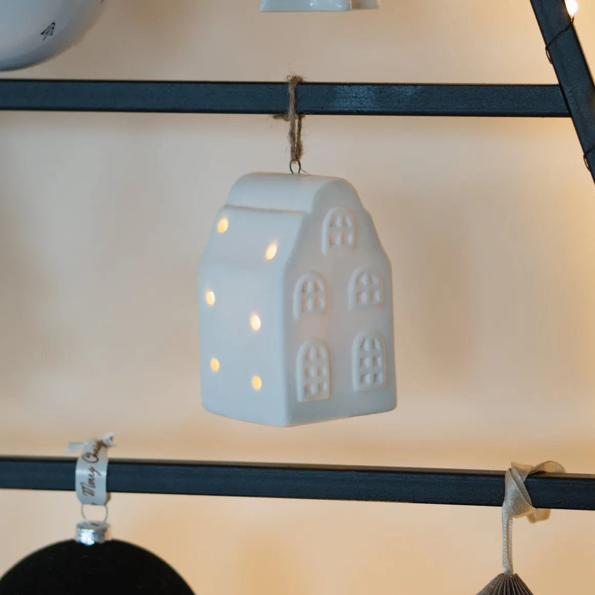 House-shaped Ornament With LED
