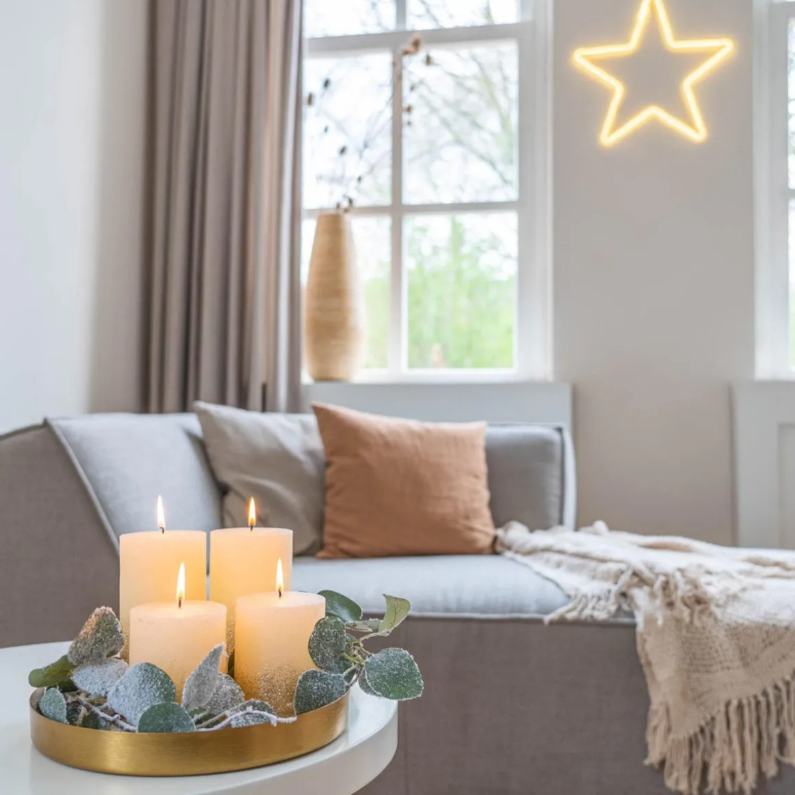 Ivory Pillar Candle With Gold Glitter | 15 Cm