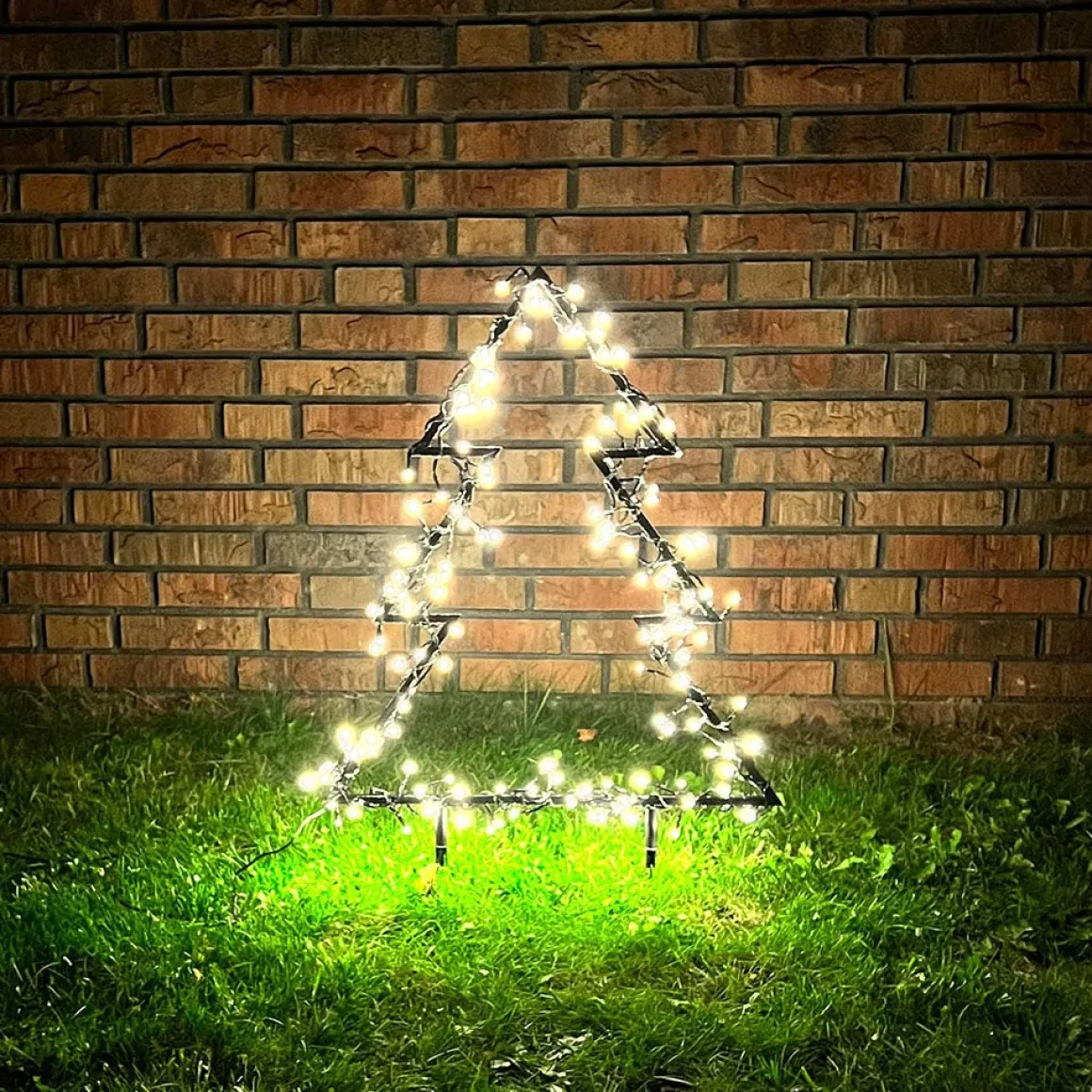 LED Christmas Tree | Warm White Light | Outdoor Use | Ground Spike | Timer | 75 Cm