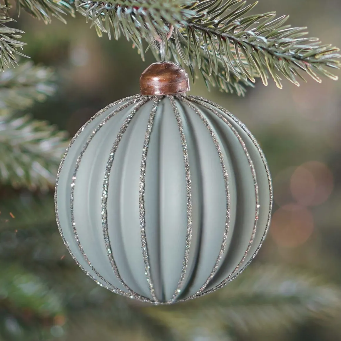 Luxury Christmas Bauble Matte With Relief Stripes | Cottage-Green | Glass | 8cm