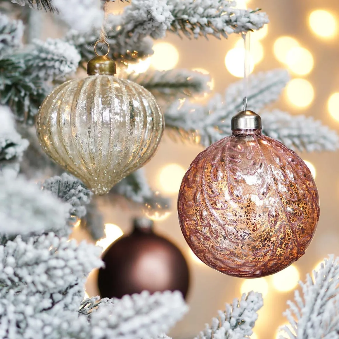 Luxury Glass Christmas Bauble With Pattern & Craquelure 10cm Pink