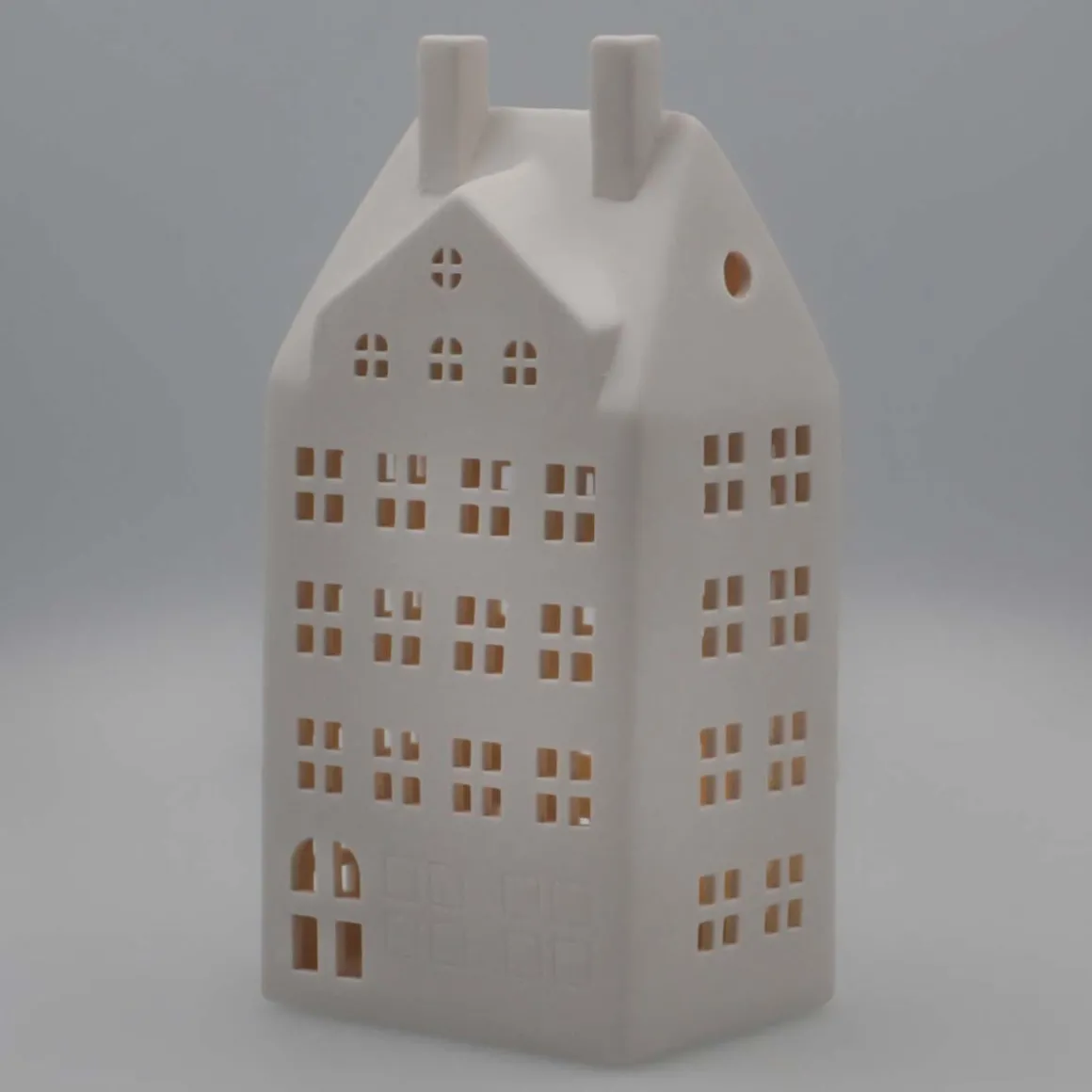 Miniature House With LED | Porcelain | 27cm | White