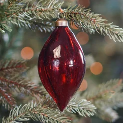 Red Christmas Icicle With Traditional Swirls