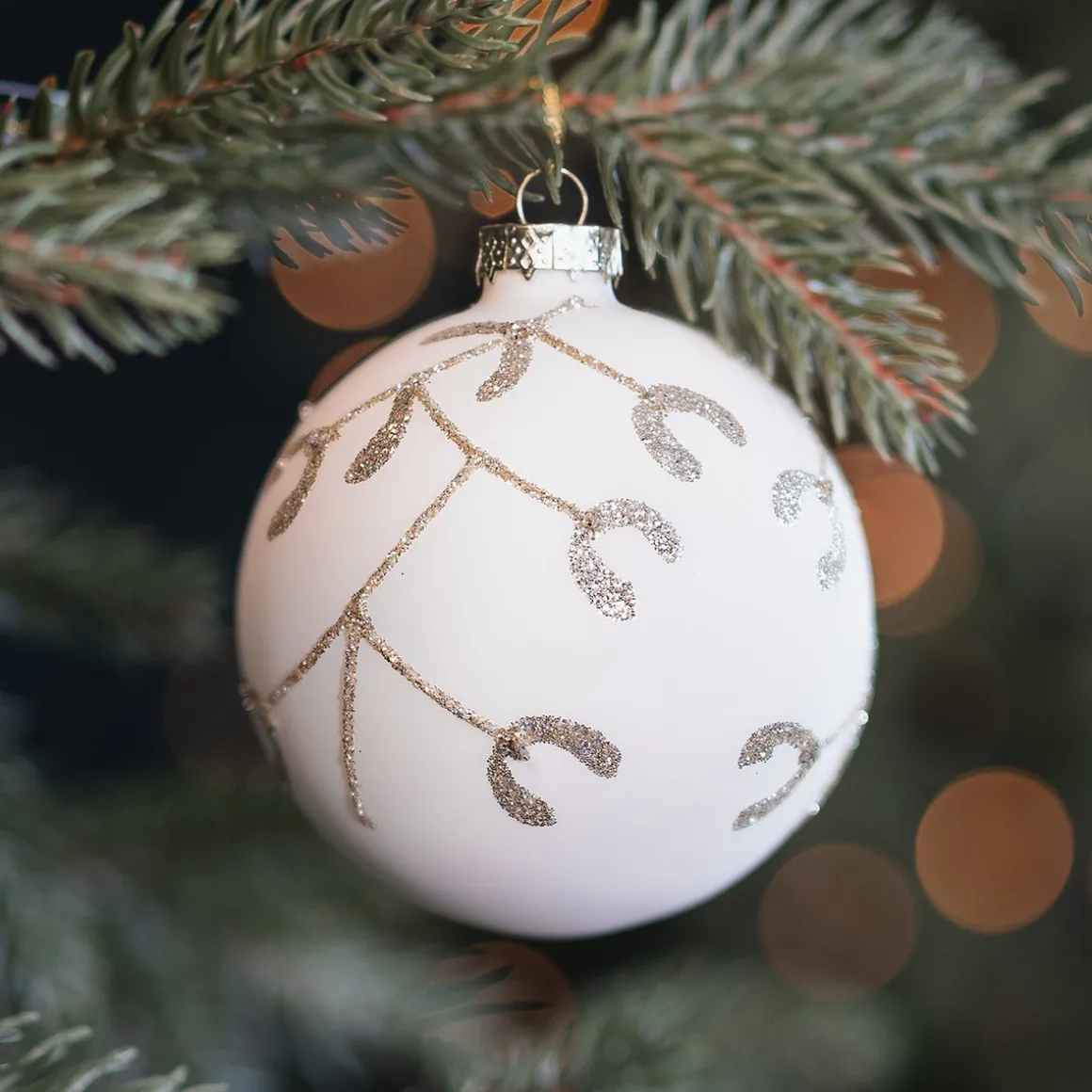 Serene Wool White Bauble For Scandinavian Style