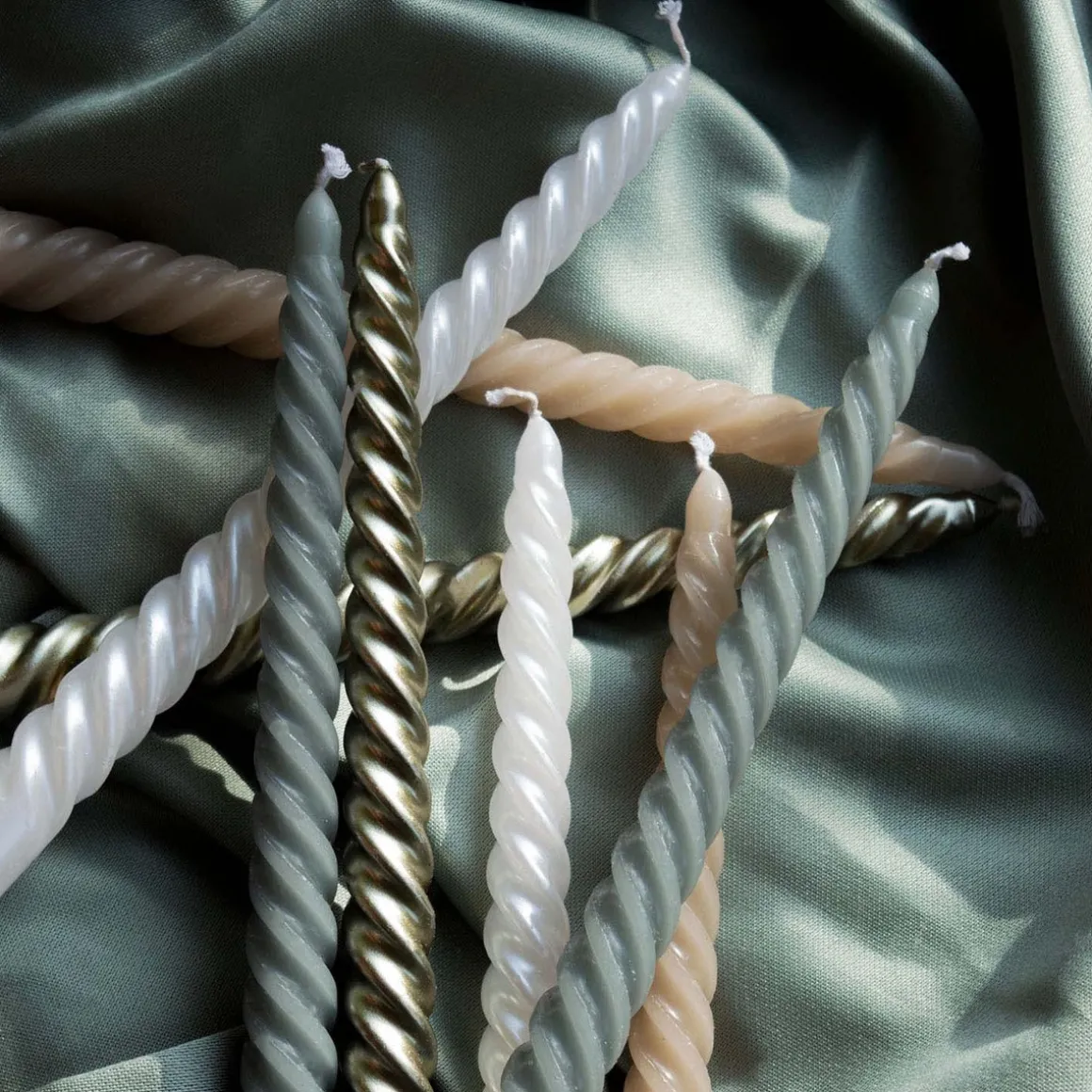 Set Of 4 Cottage Green Twist Candles | 25 Cm