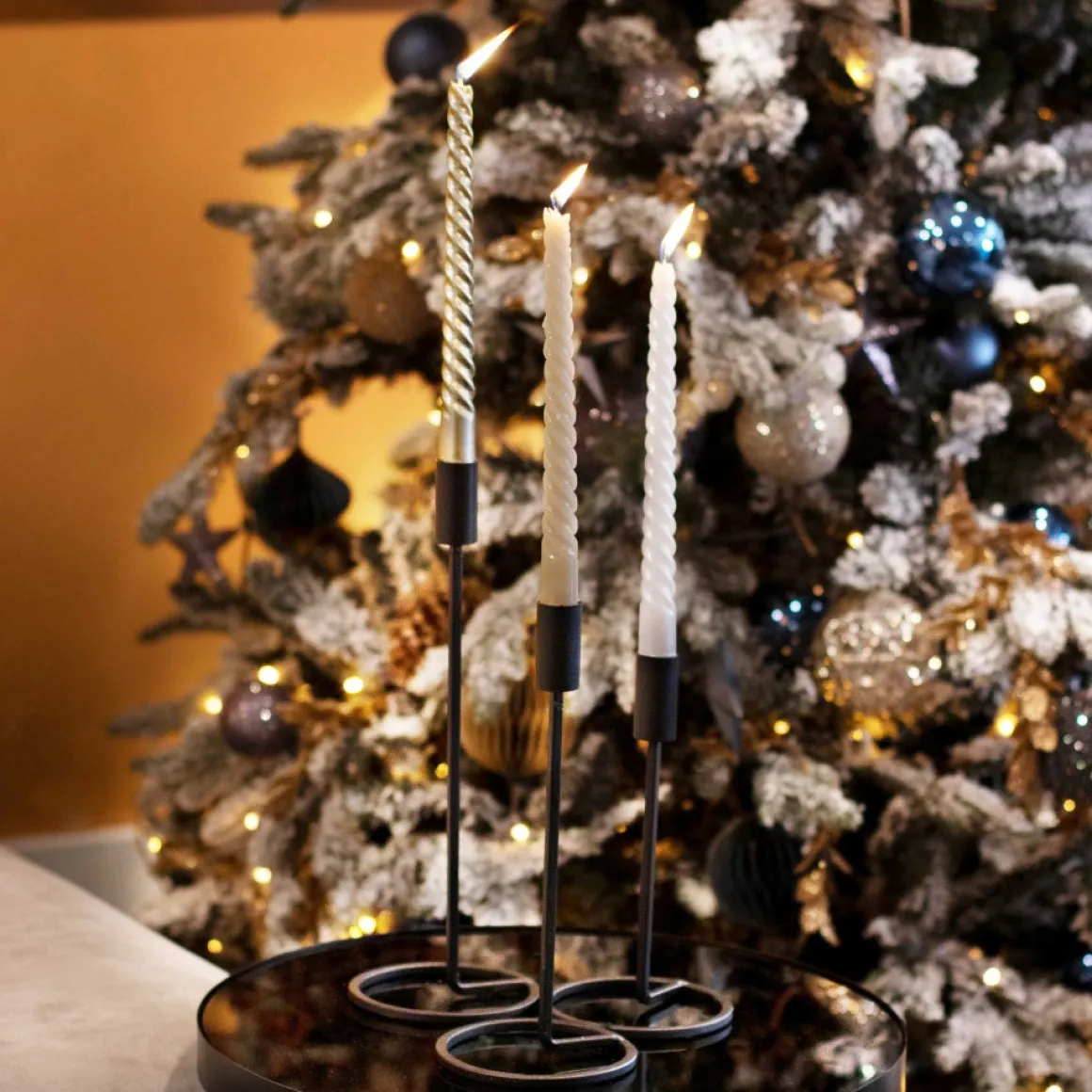 Set Of 4 Metallic Champagne Twist Candles | 25 Cm