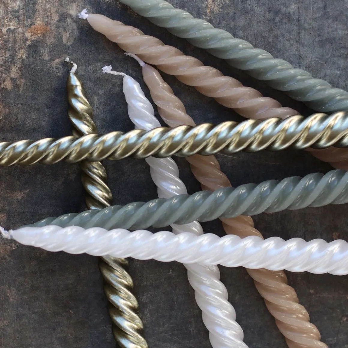 Set Of 4 Metallic White Twist Candles | 25 Cm