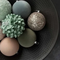 Shatterproof Velvet Christmas Bauble 8cm Beige