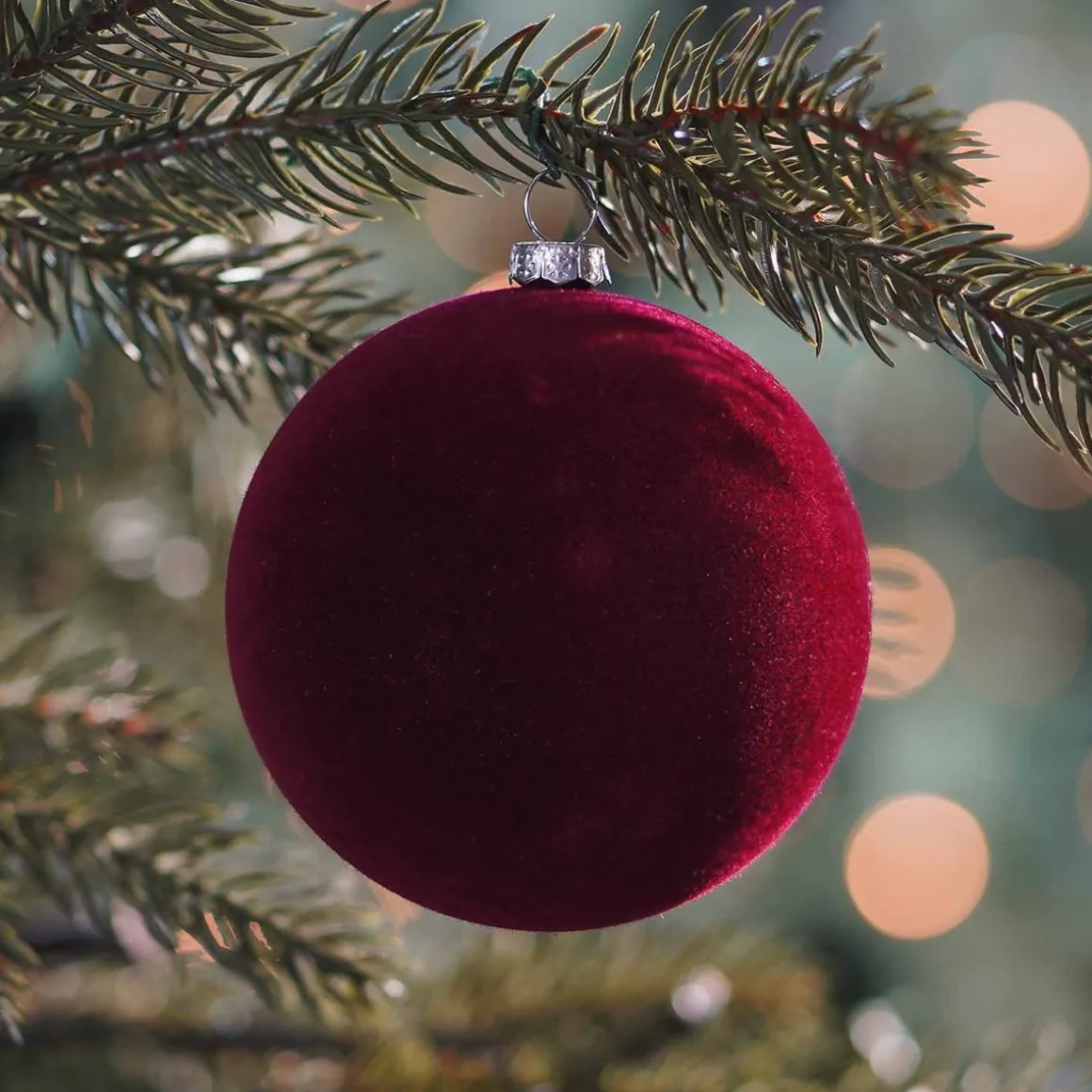 Shatterproof Velvet Maroon Bauble 8cm